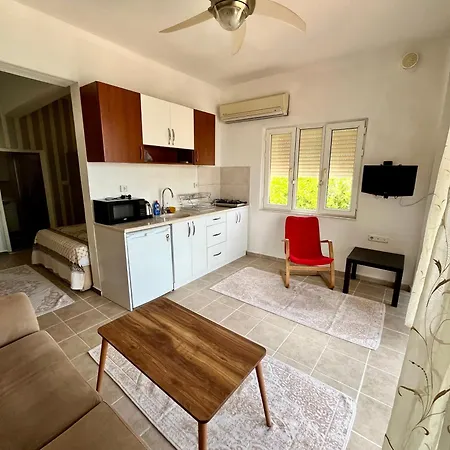 Apartman Harbour View 2 *
